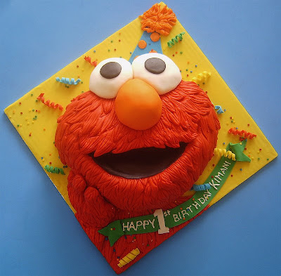 Elmo Birthday Cakes on Elmo Birthday Cake To Help Celebrate A Little Boys First Birthday