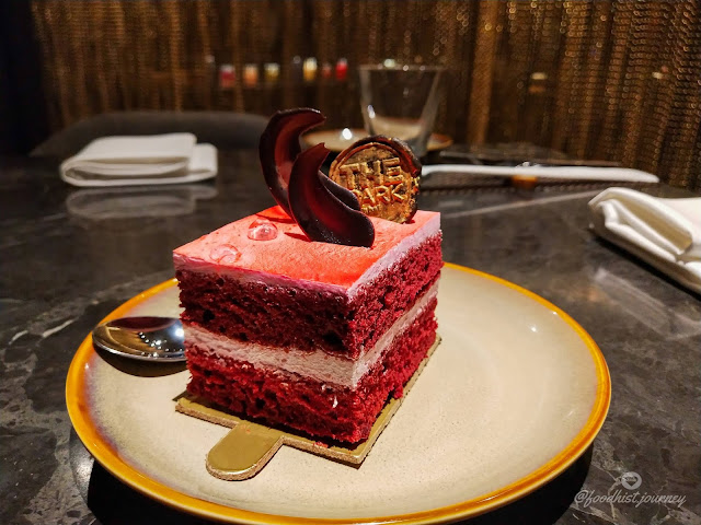 Red Velvet Pastry at The Park Hotel Juhu Mumbai, Caramel Patisserie The Park