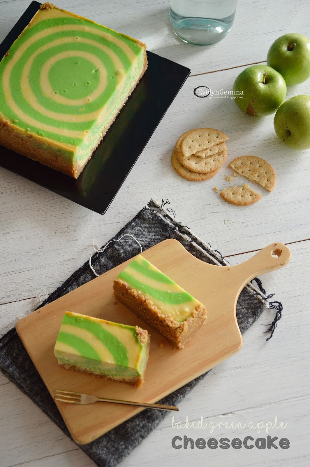 BAKED GREEN APPLE CHEESECAKE