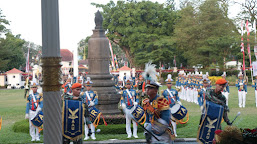 Drumband AAU Tampil Memukau di Gedung Agung Yogyakarta 