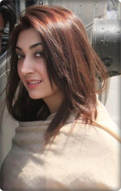 Ayesha Khan