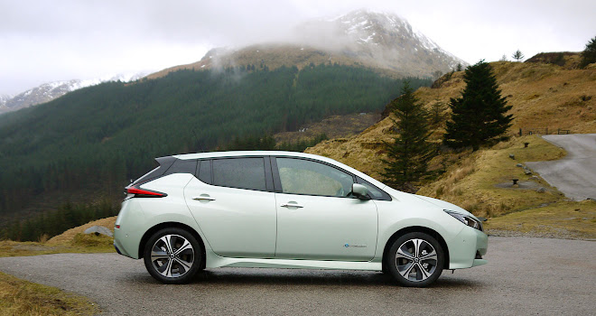 Nissan Leaf 2 side view