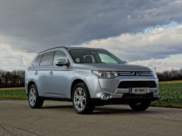 Mitsubishi Outlander 2013