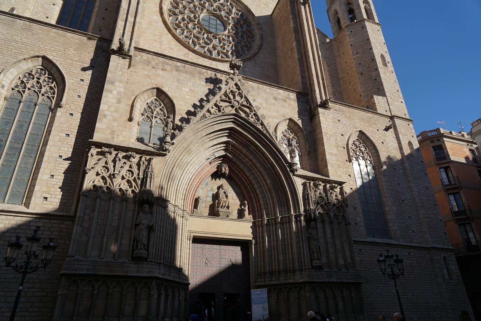 サンタ・マリア・ダル・マル教会（La església de Santa Maria del Mar）