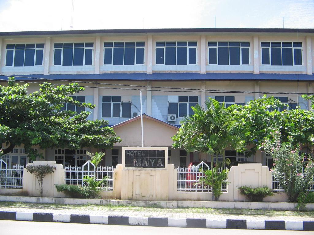 Pilah Pilih Hotel Di Kupang Lomardasika S Blog