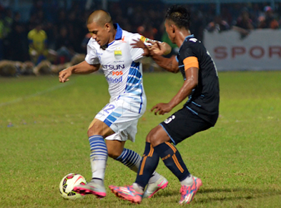 Persib vs Arema Cronus Piala Proklamasi