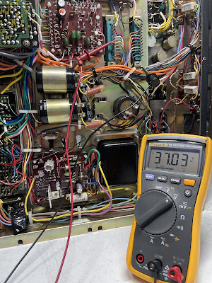 Realistic STA-180_Voltage at Intermediate Point_Right channel