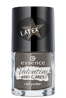 Essence Valentine Who Cares nail polish