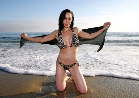 nadya suleman bikini body. nadya suleman bikini body.