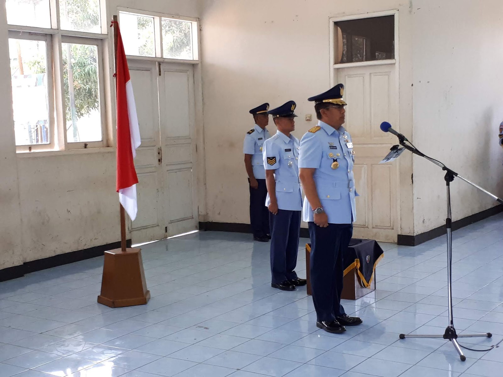 IP M Tr Han menjadi Inspektur Upacara pada Penutupan Pendidikan Tupdik Sekolah Bahasa Inggris Teknik Lanjutan angkatan ke 32 dan penutupan Kursus