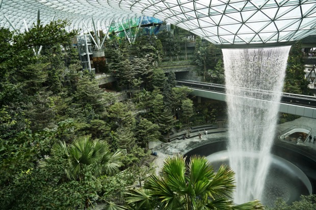 Du lịch Jewel Changi Airport Singapore