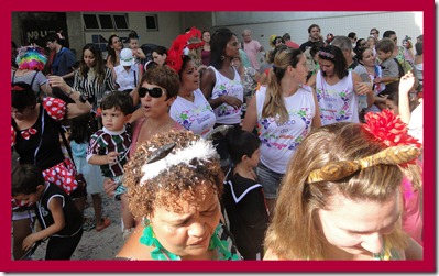 2012-02-16 Carnaval no Vira 2012 maq da Lu5