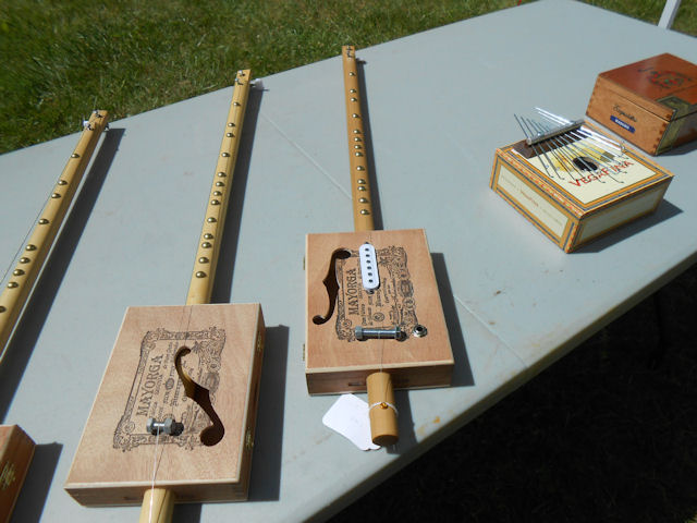 Cigar Box Guitar