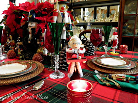 Christmas tablescape, Nutcrackers, Noritaki Royal Hunt, Noel wine flutes 