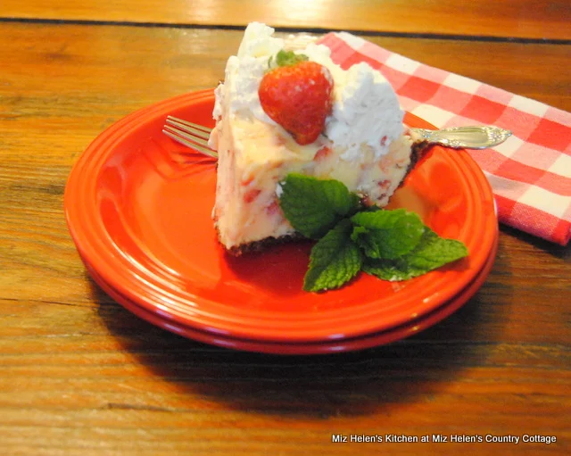 Fresh Strawberry Freezer Pie at Miz Helen's Country Cottage