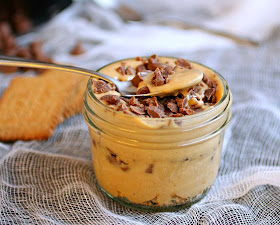 Portable Chocolate and Peanut Butter Pots