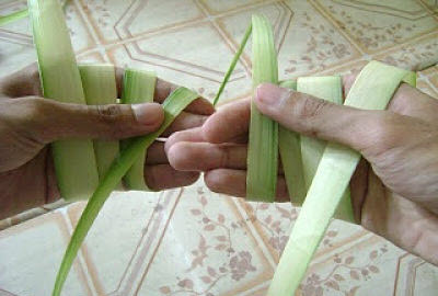 Cara Membuat Ketupat Lebaran Dari Janur Daun Kelapa