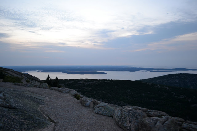 Рассвет на горе Кадиллак. Национальный парк Акадия, Мэн (Cadillac Mountain. Acadia National Park, ME)