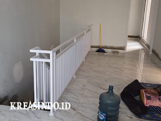 Railing Balkon Besi Minimalis terpasang di Bintara Bekasi