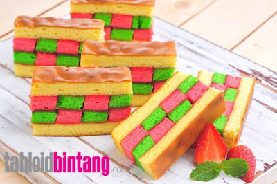 Cake Panggang Domino