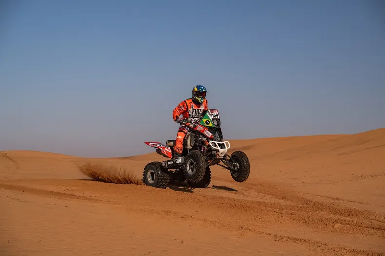 Dakar 2023: En quads Marcelo Medeiros sumó su cuarto triunfo en fila en la etapa 13