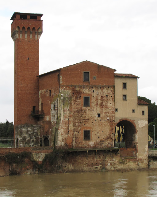 Cittadella and Torre Guelfa, (Citadel and Guelph Tower, Piazza di Terzanaia, Pisa