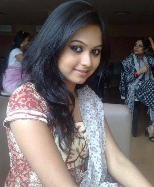 sweet Indian real girl photo,  real Indian girl pic