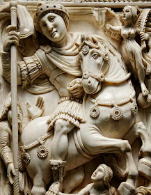 O imperador Justiniano triunfante. Diptico Barberini, Museu do Louvre, detalhe