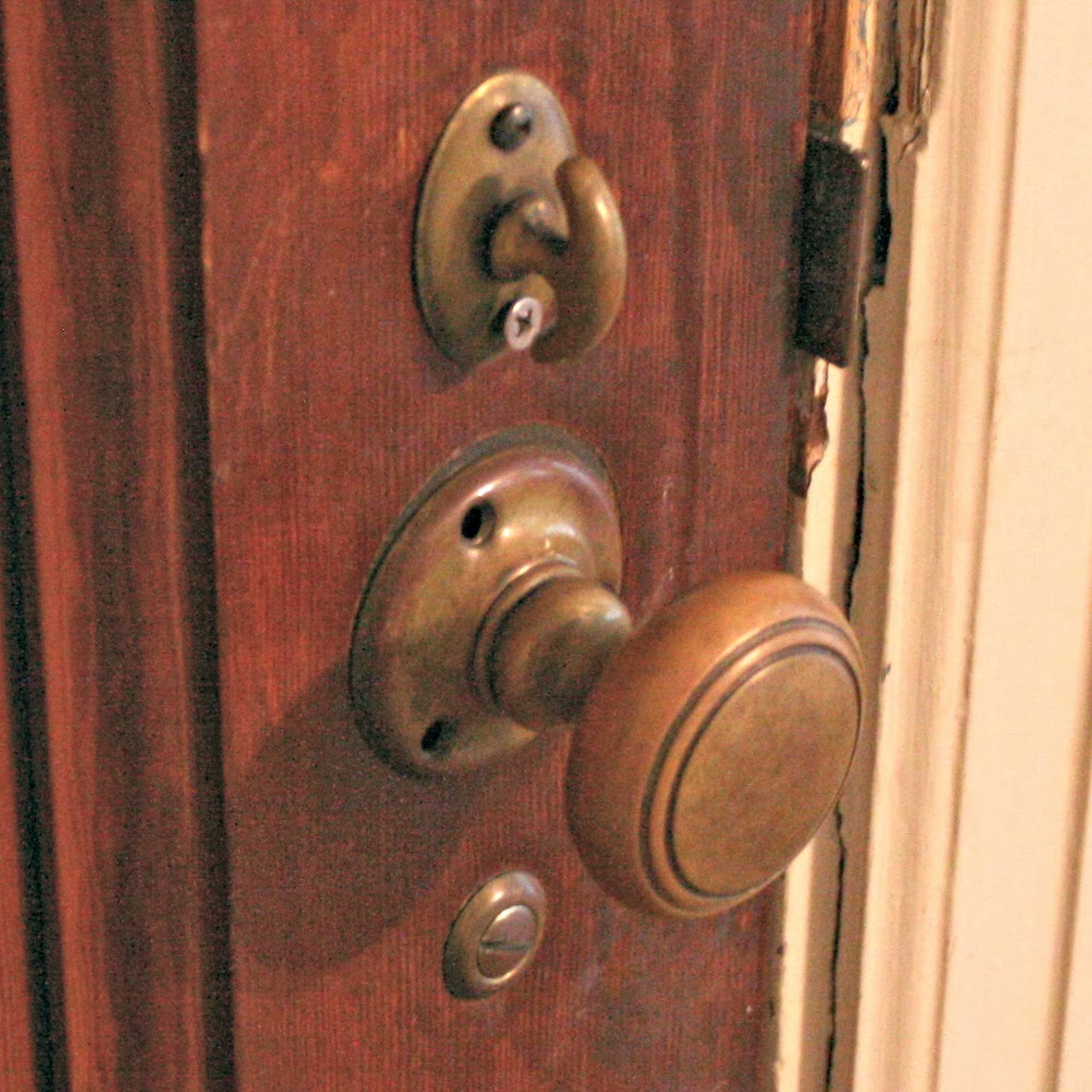 Can we pause for a moment and admire these door knobs?