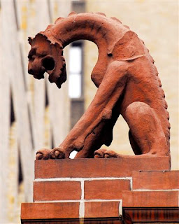 Image of a gargoyle.