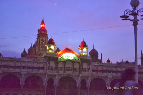 Mysore-Palace-+-Taj-Mahal