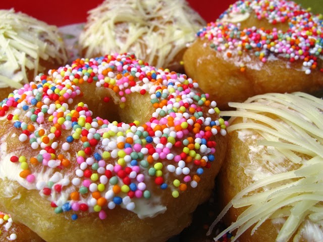 Resep dan Cara Membuat Donat Kentang Empuk - Cara Membuat