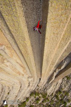 dizzy from heights death defying, death defying, construction worker, cliff, uncle sam, daredevils, beat faster, stunt, skyscraper, bbq, defying selfies, tower, climbing, building, pedra da gavea gávea, circus, parkour, rooftop