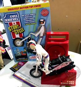 Toy Fair 2019 Evel Knievel Stunt Cycle 01