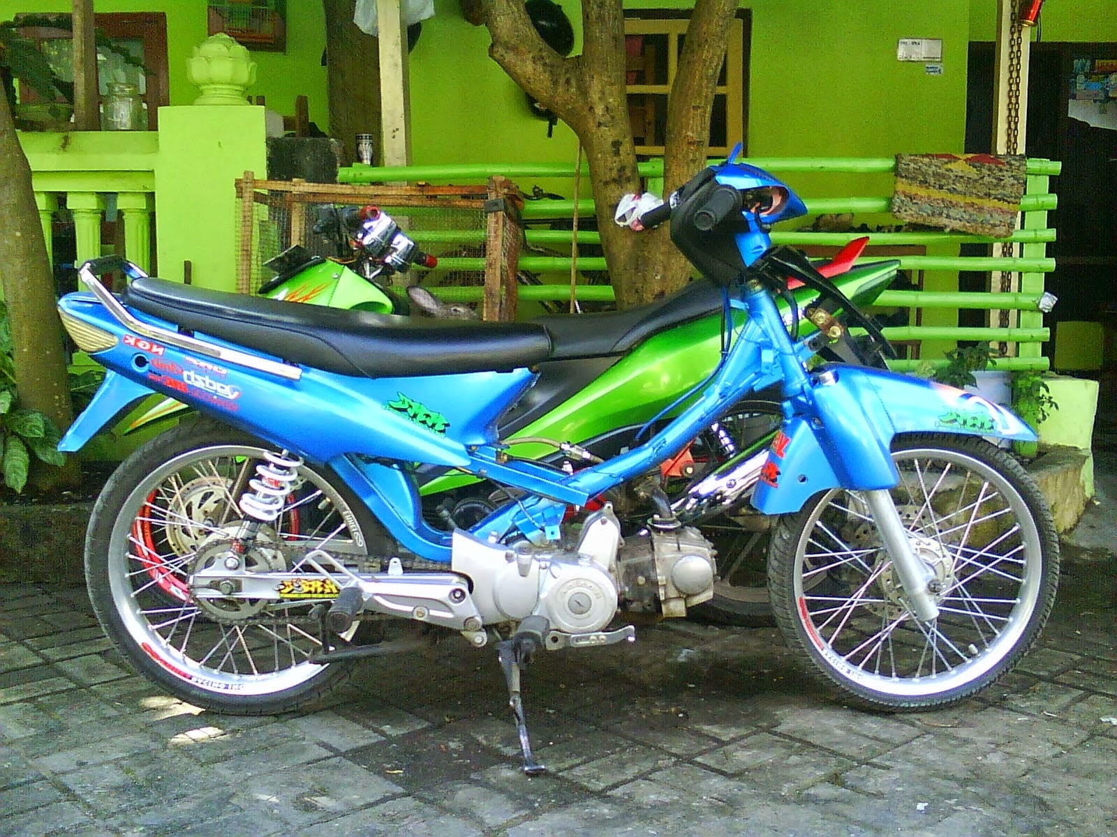  Foto  Modifikasi  Motor  Green Terkeren Dan Terbaru 