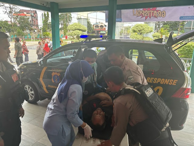 Quick Respon Kemanusiaan, Patroli Beat Sat Samapta Polresta Balikpapan Evakuasi Warga Alami Kejang