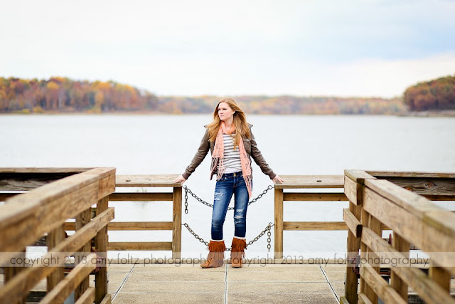 photo of a senior girl on a fishing pier in Rockville, Indiana