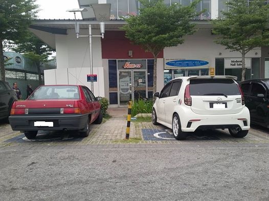 gambar-gambar kereta dan motor yang parking di tempat parking oku, #ParkingOkuUntukOku, Golongan Kurang Upaya, 