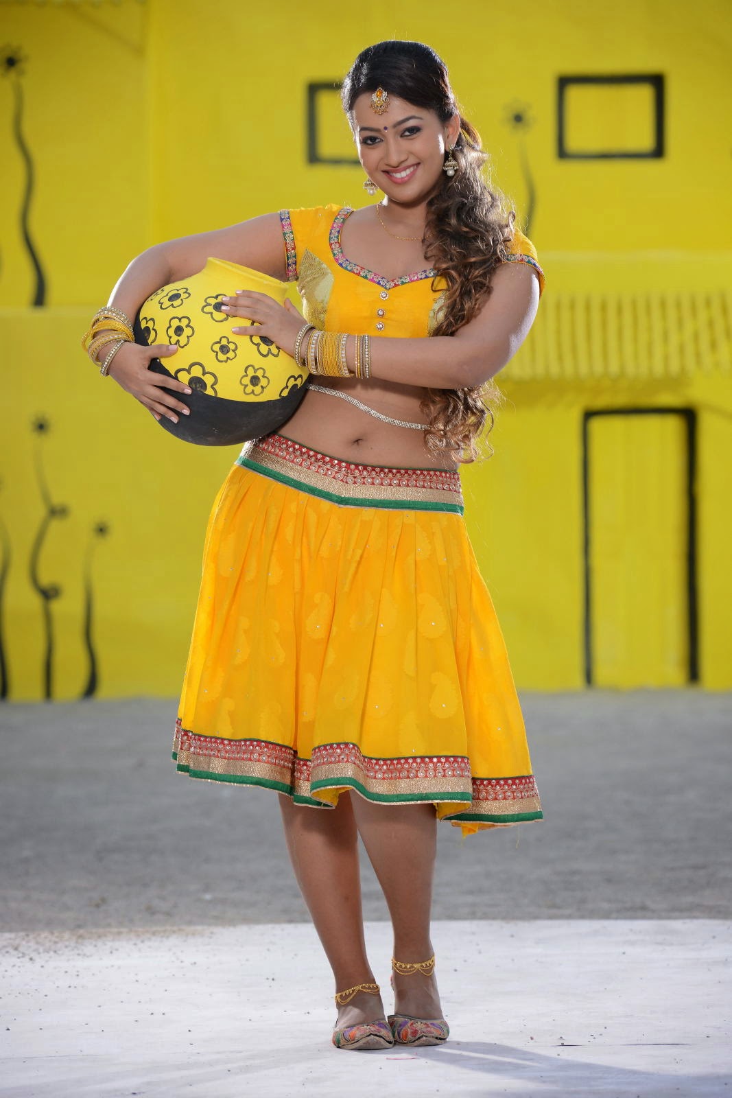 Ester Noronha Photos from Bheemvaram Bullodu-thumbnail-27