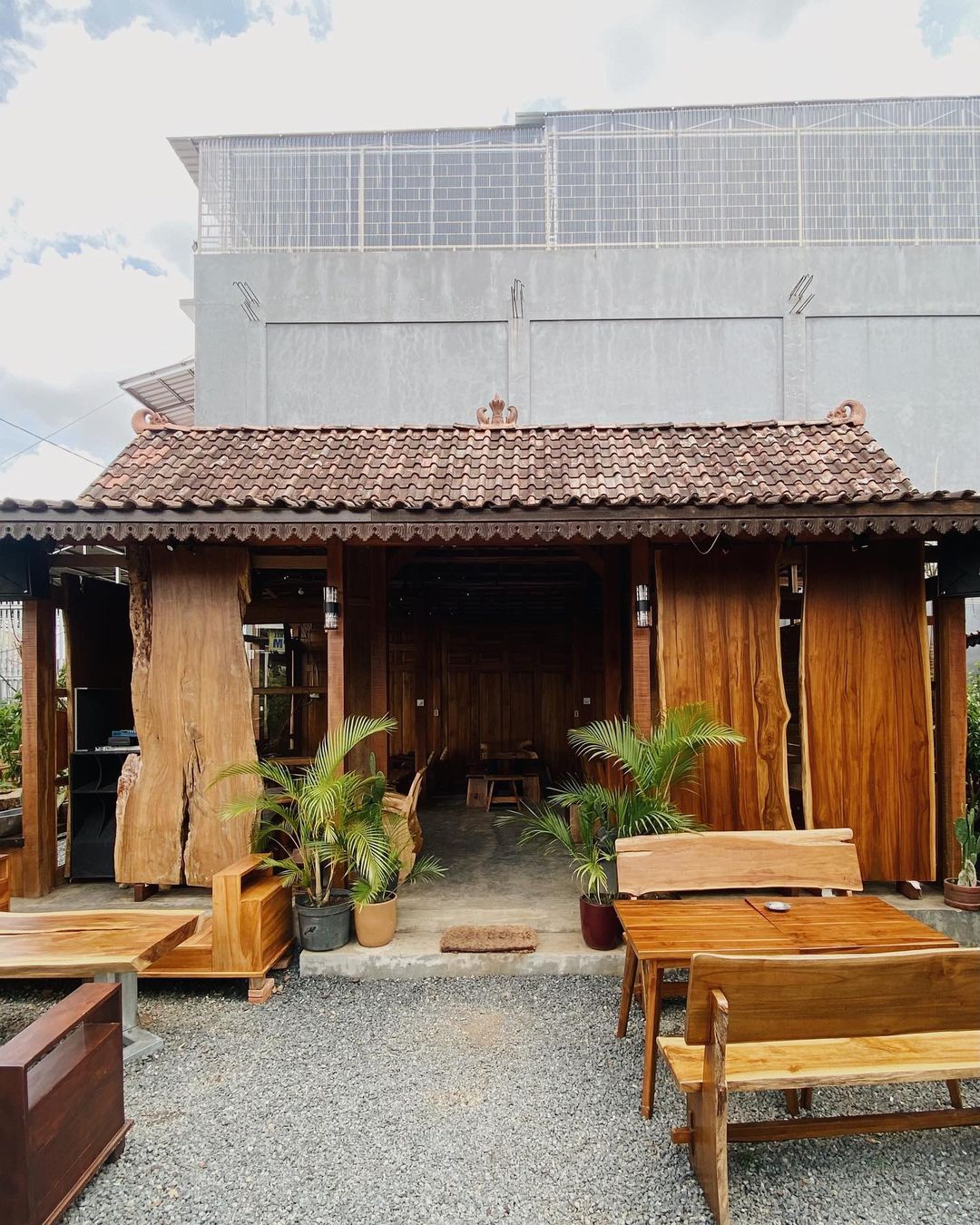 Pelataran Resto & Cafe Banjar Baru
