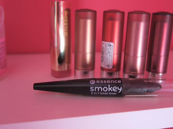 Review - 2 em 1 Smokey Black Essence