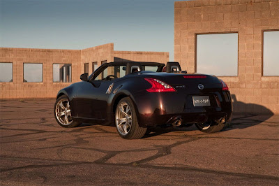 2010 Nissan 370Z Roadster rear