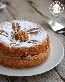 gâteau aux noix, crème au beurre au café