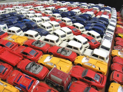 4500 toy cars to cover a Ford Capri Seen On www.coolpicturegallery.net