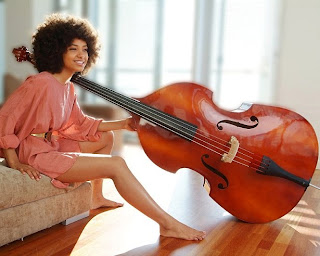 Esperanza Spalding - She Got To You Lyrics