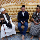 Ridwan Kamil dan Buya Yahya Melihat Kiswah, Jejak Keagungan Ka’bah yang Menyentuh Jakarta