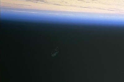 Foto-Foto UFO Detail dari NASA