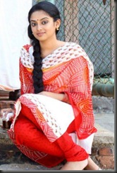 gauthami_cute_still