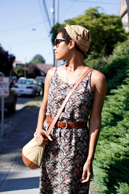 seattle street style fashion it's my darlin' Summer Robinson floral dress head wrap