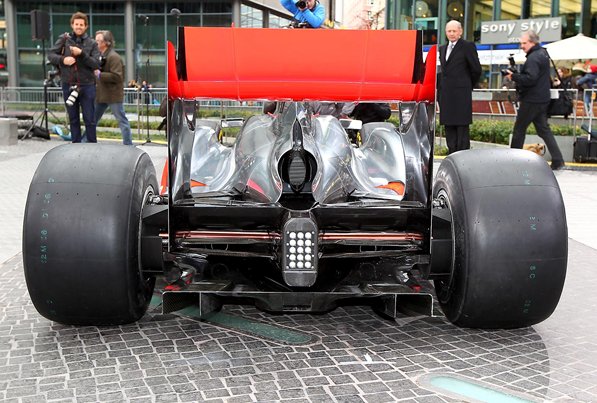 2011 McLaren MP426 F1 Cars Photos